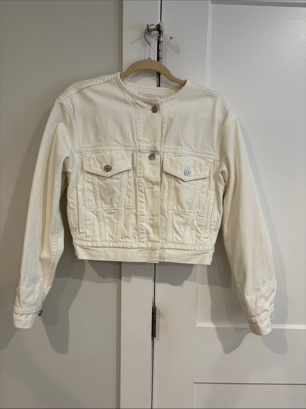 Citizens of Humanity, Cropped Cream Denim Jacket - Women size XS